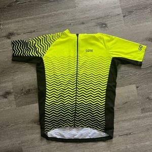 NWOT men’s GORE cycling Jersey